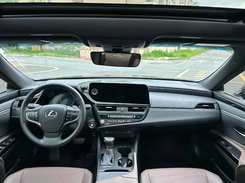 Lexus ES (Imported) 2023 ES200 2.0 Stepless Premium Edition Automatic Gear 5