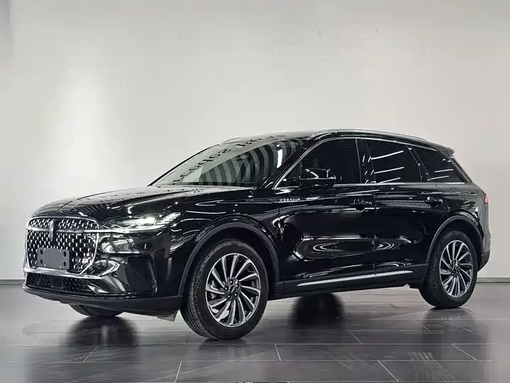 Adventurer 2023 2.0T Two-Drive Elegant Edition - View 1