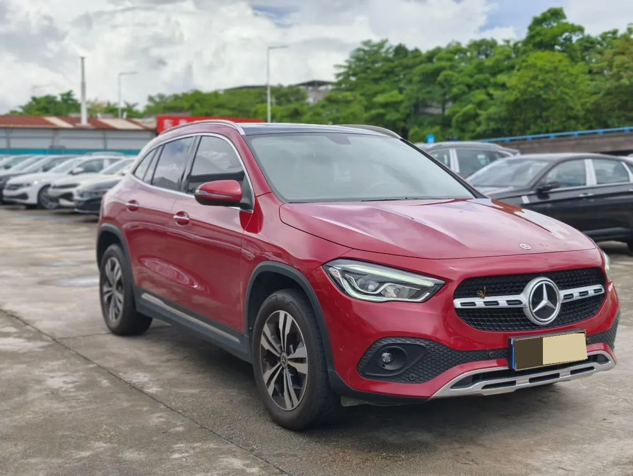 Mercedes Benz 2020 GLA 200 1.3T automatic gear 3