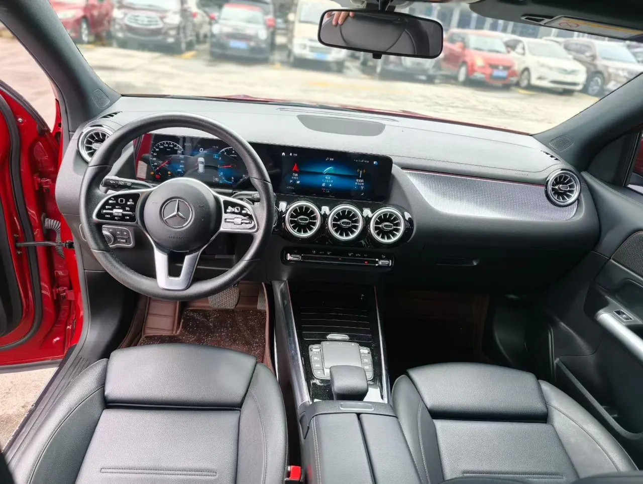 Mercedes Benz 2020 GLA 200 1.3T automatic gear 6