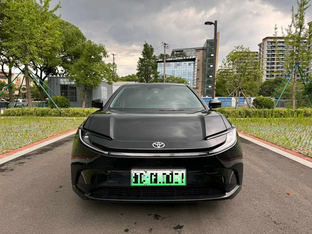 Toyota 2025 bZ 5 550 PRO automatic gear 2