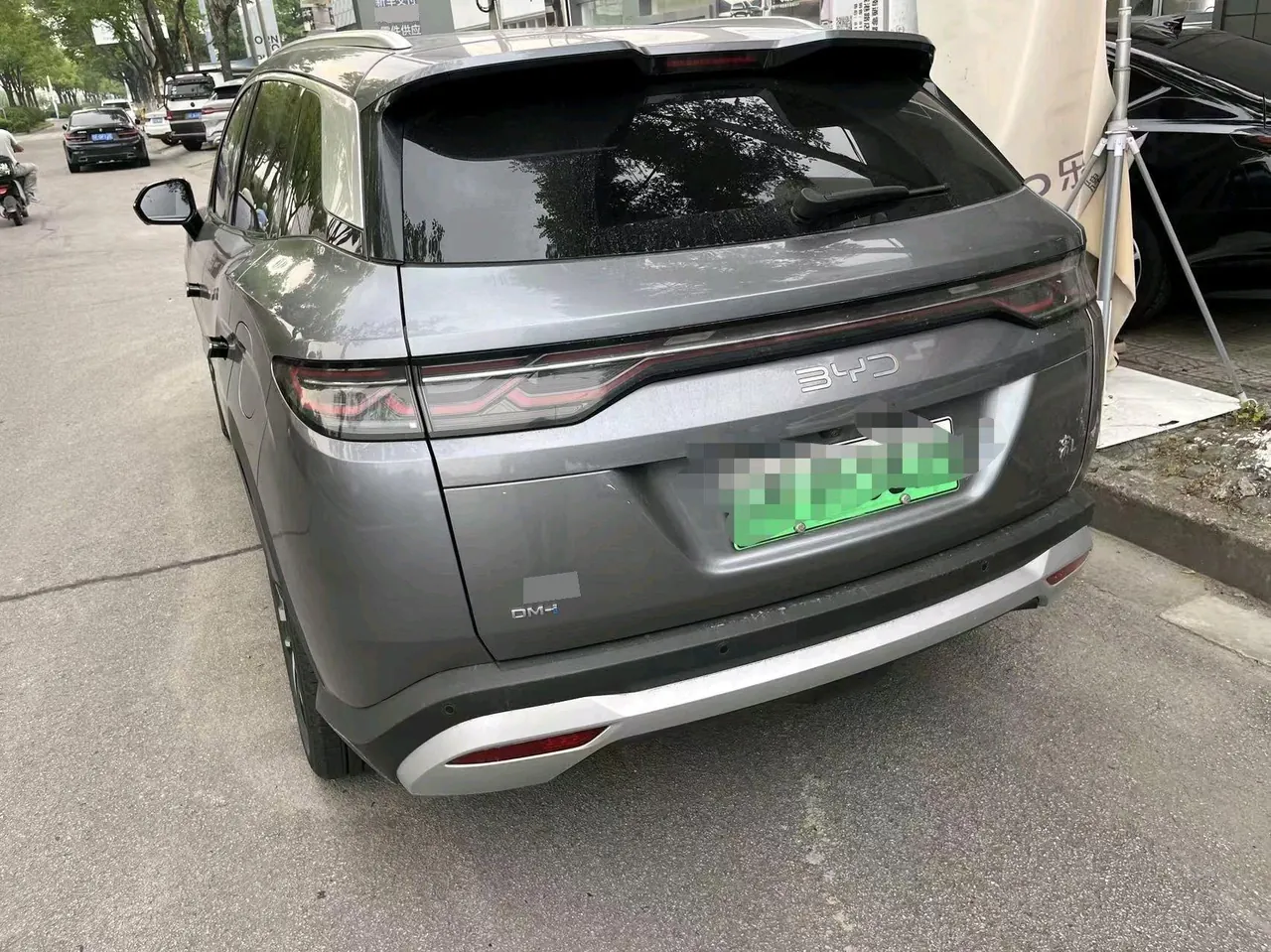 BYD 2024 Song L DM-i 1.5 Stepless 112km Exceed Automatic Transmission 3
