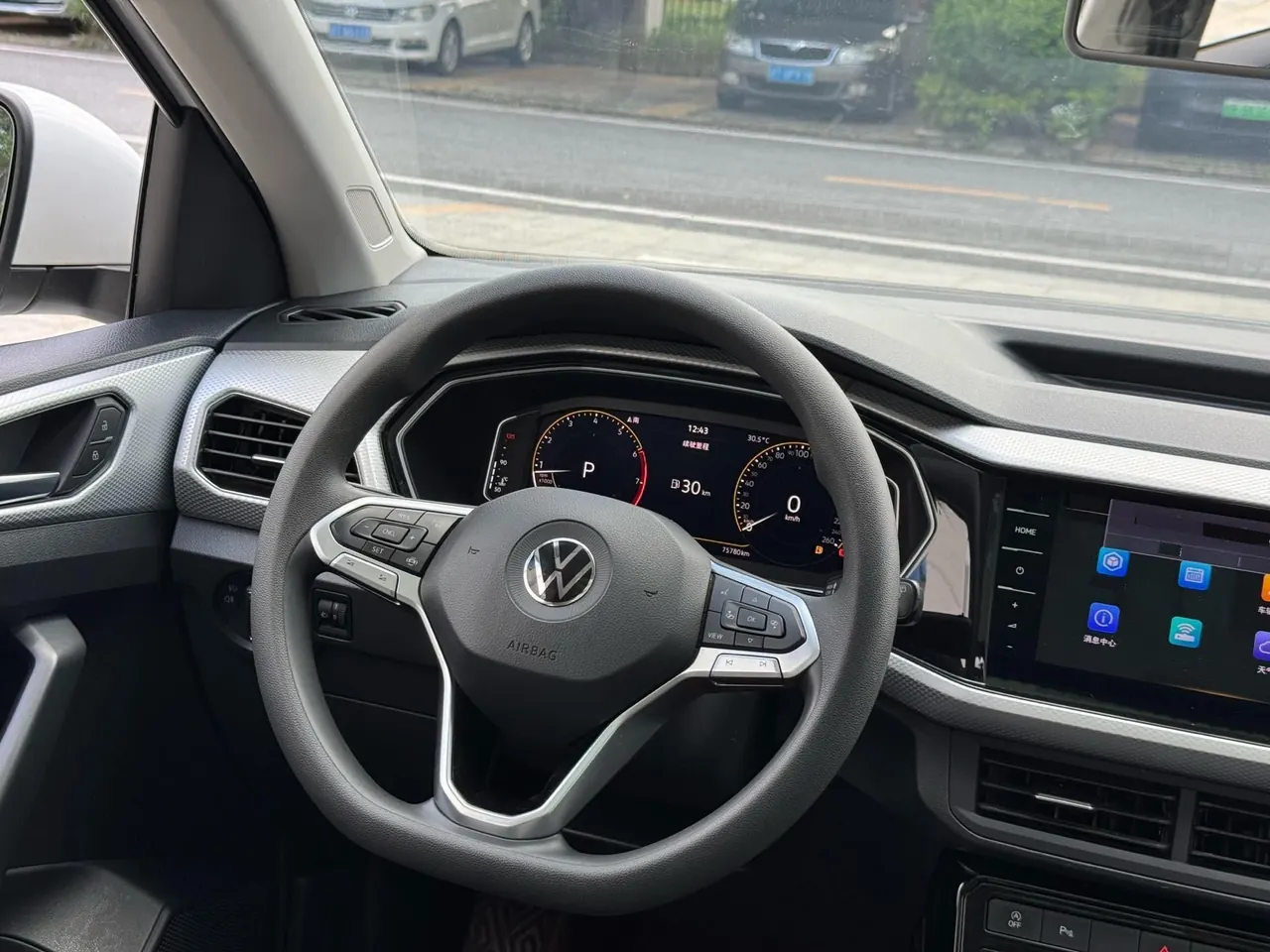 Volkswagen 2021 Shadow 1.5 30th Anniversary Edition Automatic Gear 10