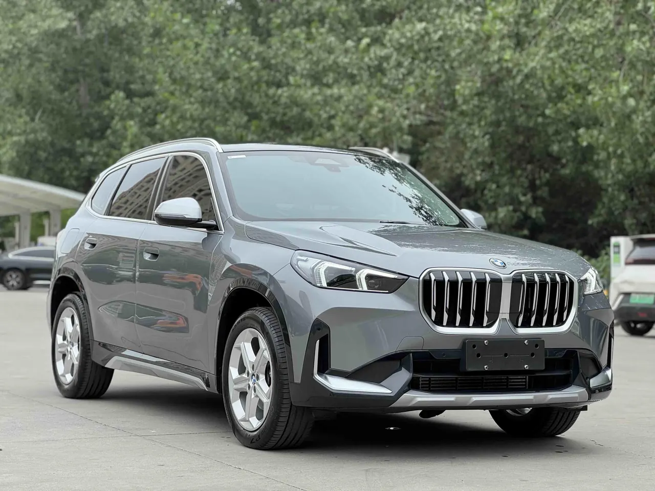 BMW 2023 X1 sDrive20Li 1.5T X Design Package Automatic Transmission 3