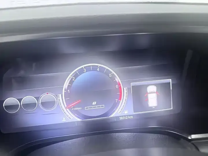 Beijing cross-country BJ40 2023 2.0T automatic four-wheel drive city hunter version chivalrous man type 7