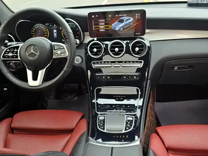 Mercedes Benz GLC Coupe 2020 GLC 260 4MATIC Coupe SUV 10