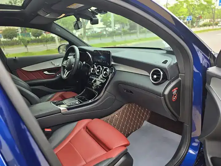 Mercedes Benz GLC Coupe 2020 GLC 260 4MATIC Coupe SUV 7