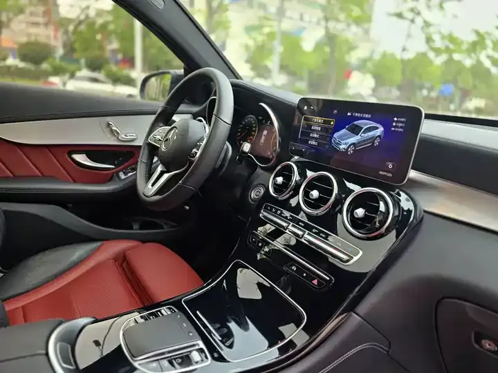 Mercedes Benz GLC Coupe 2020 GLC 260 4MATIC Coupe SUV 8