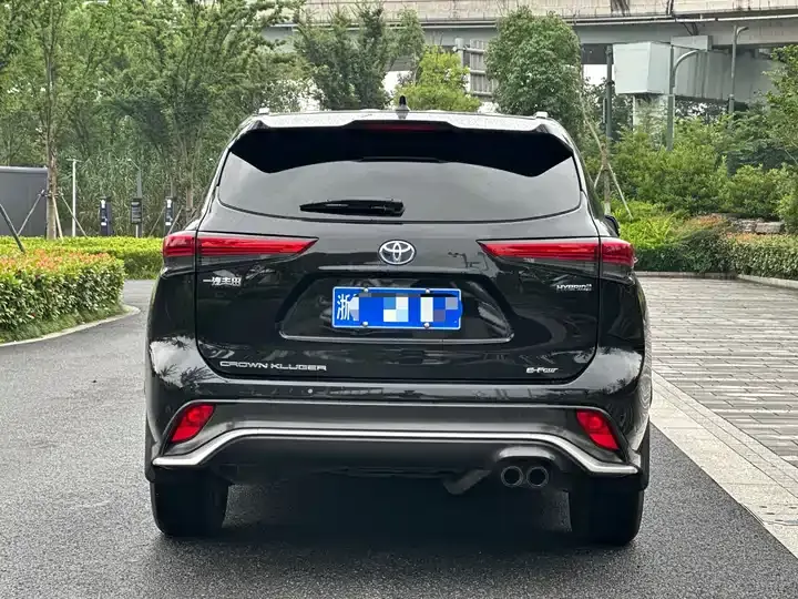 Crown Land Release 2021 2.5L HEV 4-wheel Drive Premium Edition 5