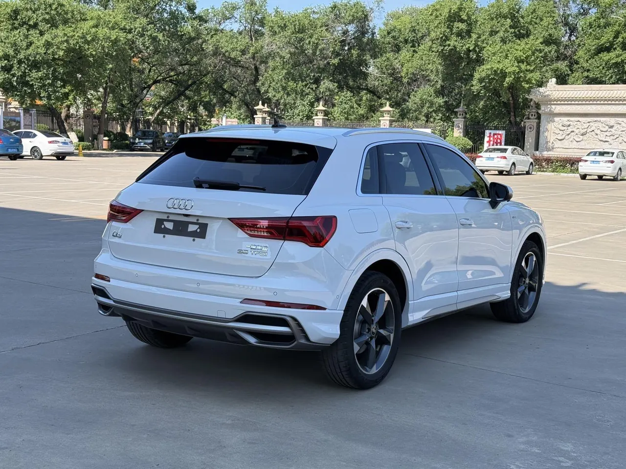 Audi 2022 Q3 1.4TFSI 35TFSI Fashion Dynamic Automatic 4
