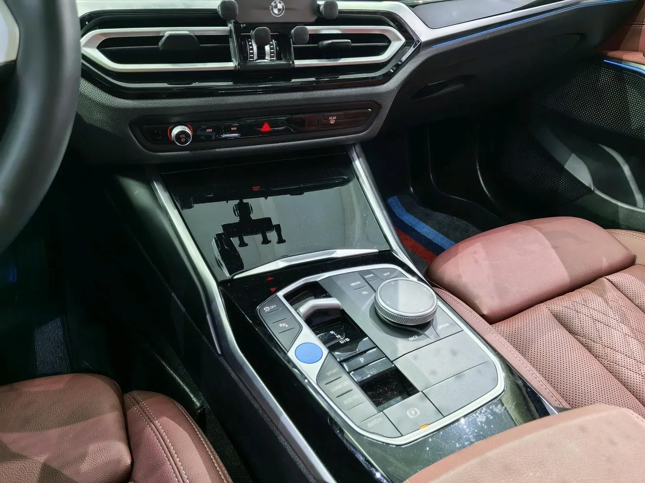 BMW 2024 i3 eDrive 35 L automatic gear 2
