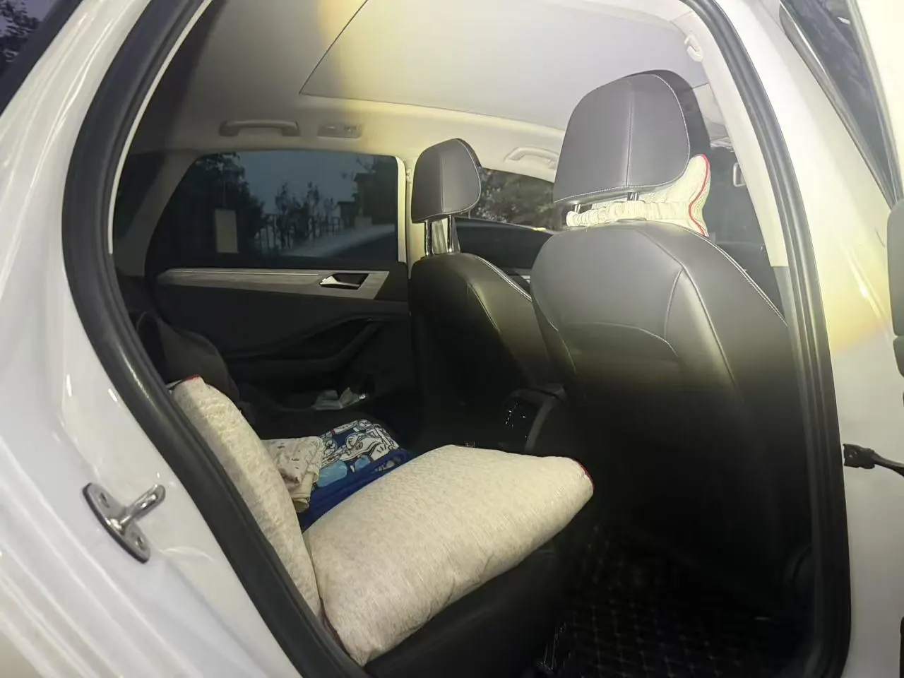 Volkswagen 2024 Sagittarius 1.5TSI 300TSI Exceed Edition Automatic Gear 3