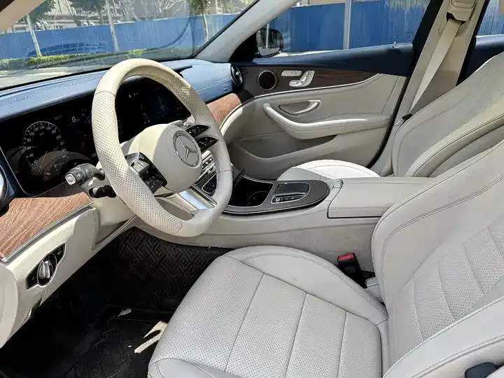 Mercedes Benz E-Class New Energy 2023 E 350 e L Plug-in Hybrid Sports Car 4