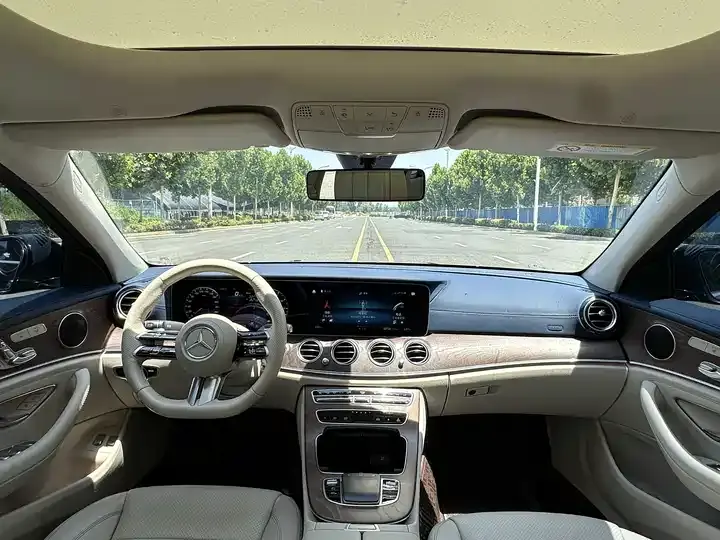 Mercedes Benz E-Class New Energy 2023 E 350 e L Plug-in Hybrid Sports Car 6