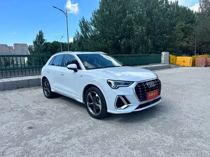 Audi Q3 2023 35 TFSI Fashion Dynamic (1.4T) 3