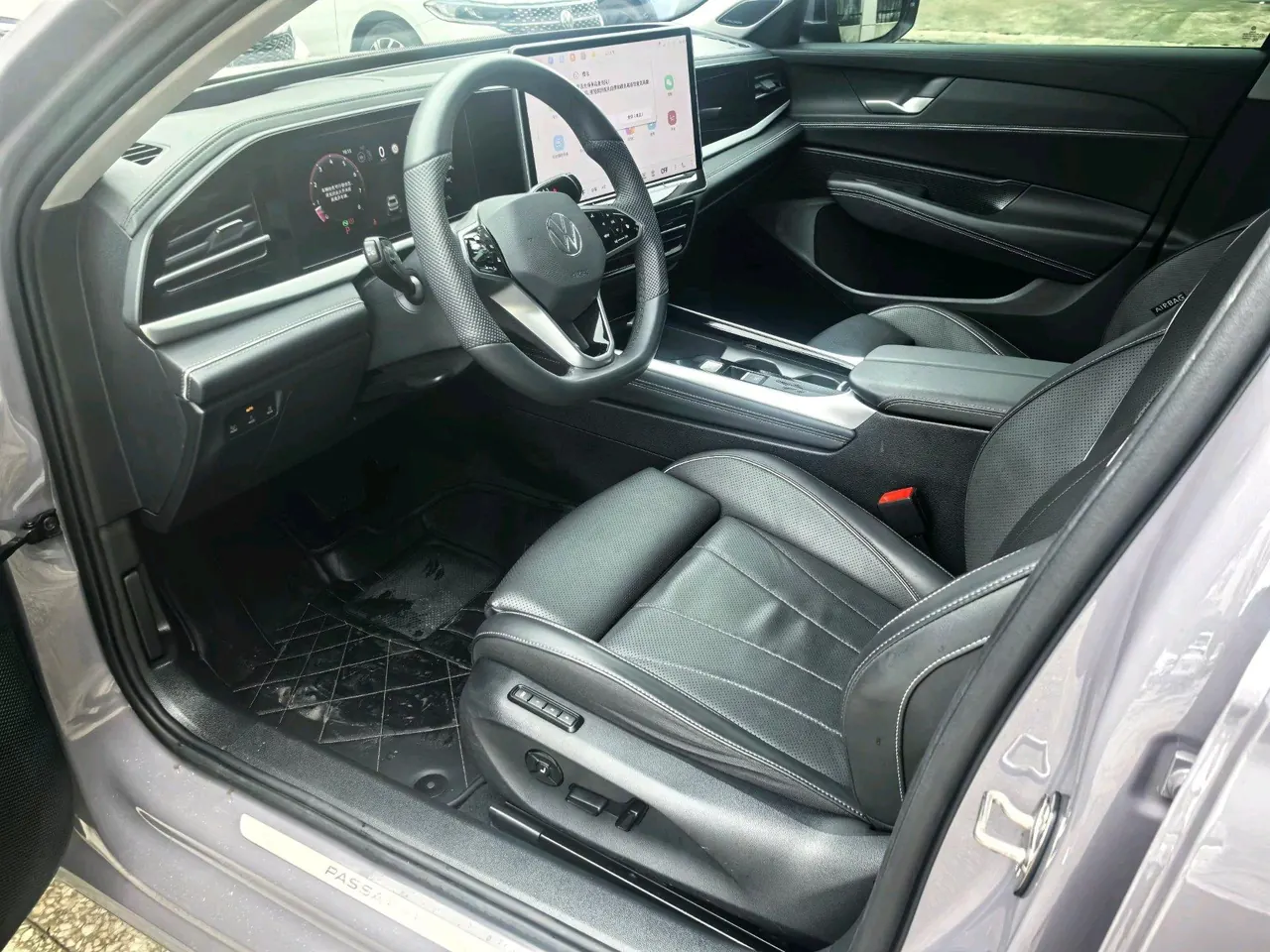 Volkswagen 2025 Passat Pro 2.0TSI 380TSI Dragon Edition Automatic 9