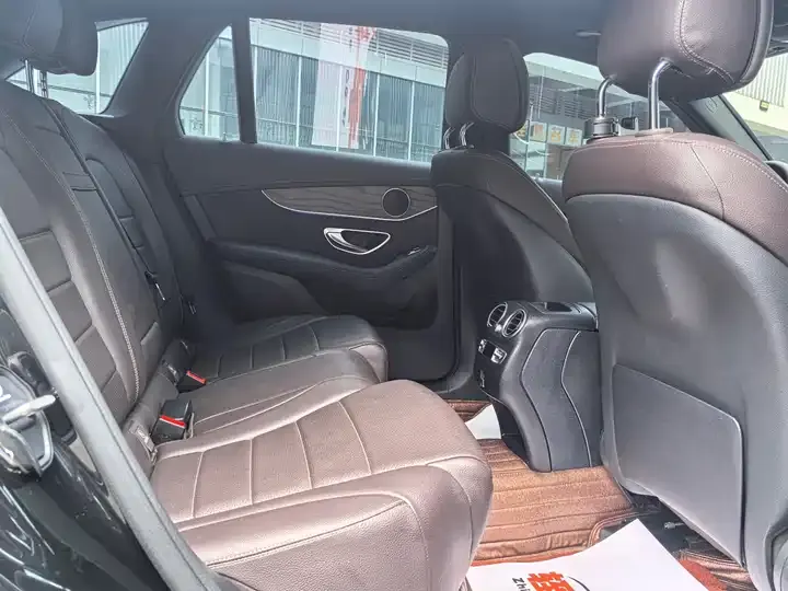 Mercedes Benz GLC 2021 GLC 260 L 4MATIC Luxury 5
