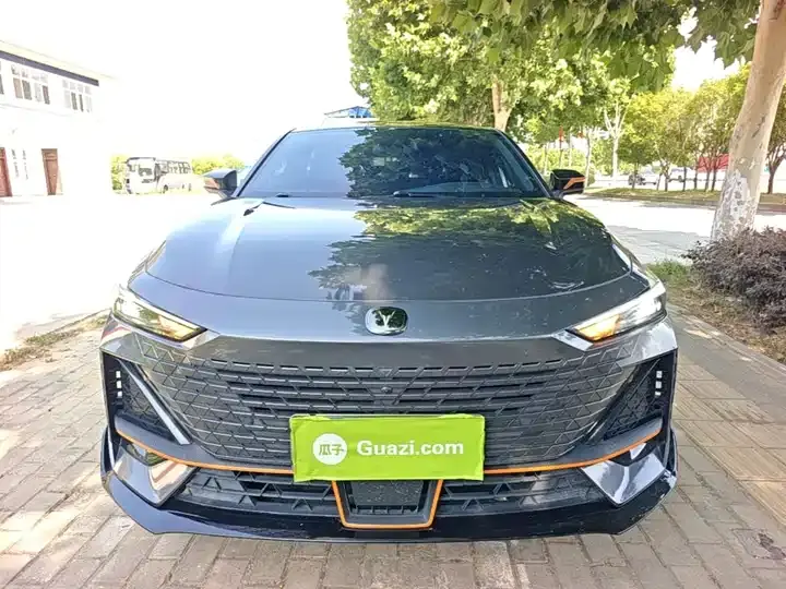 ChangAn UNI-V 2022 1.5T Sports Edition 3