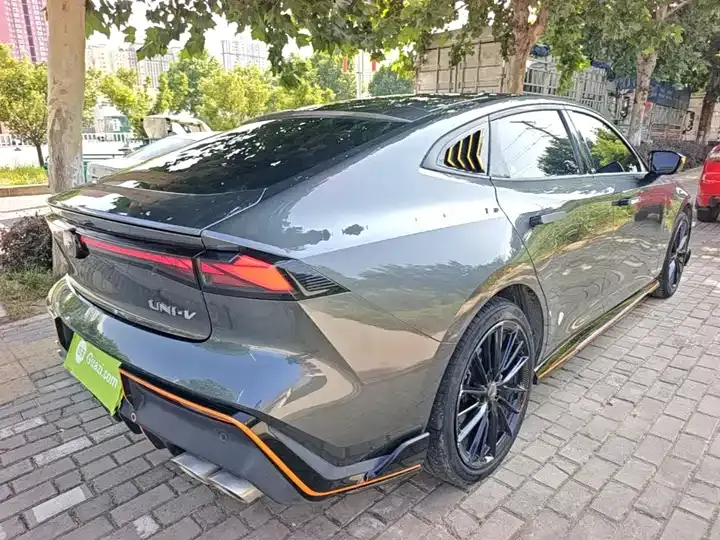 ChangAn UNI-V 2022 1.5T Sports Edition 7