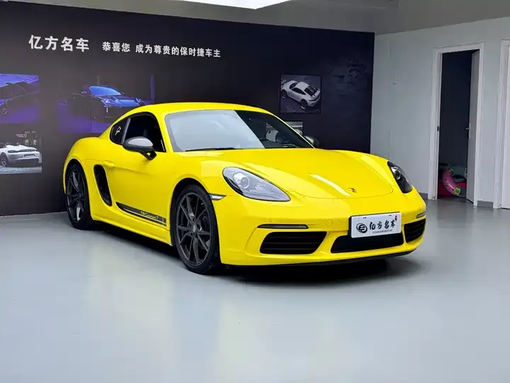 Porsche 718 2019 Cayman T 2.0T 3