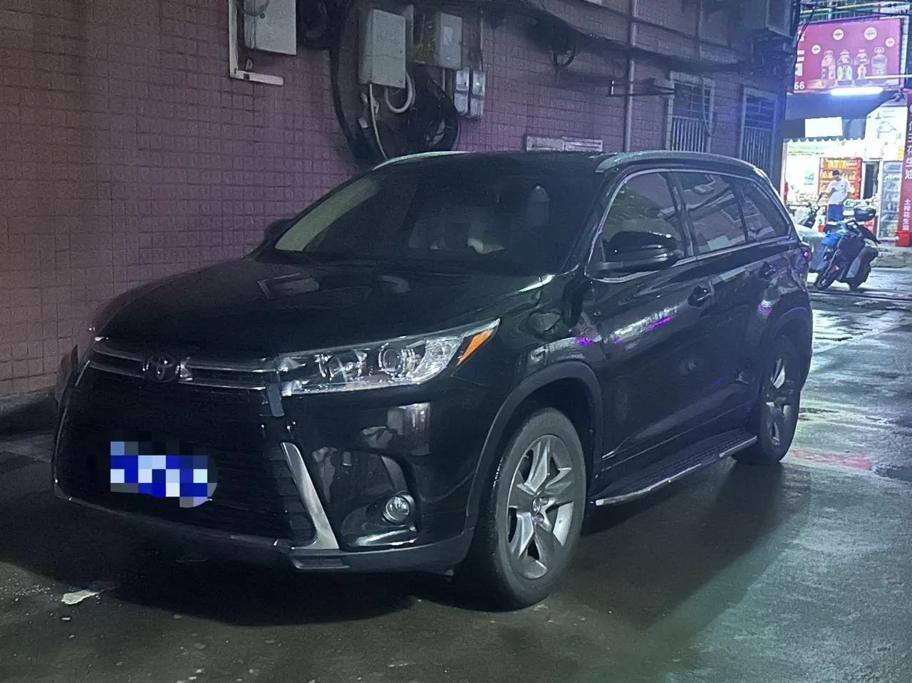 Toyota 2021 Highlander 2.0T 4-wheel drive deluxe 7-seat automatic gear - View 1
