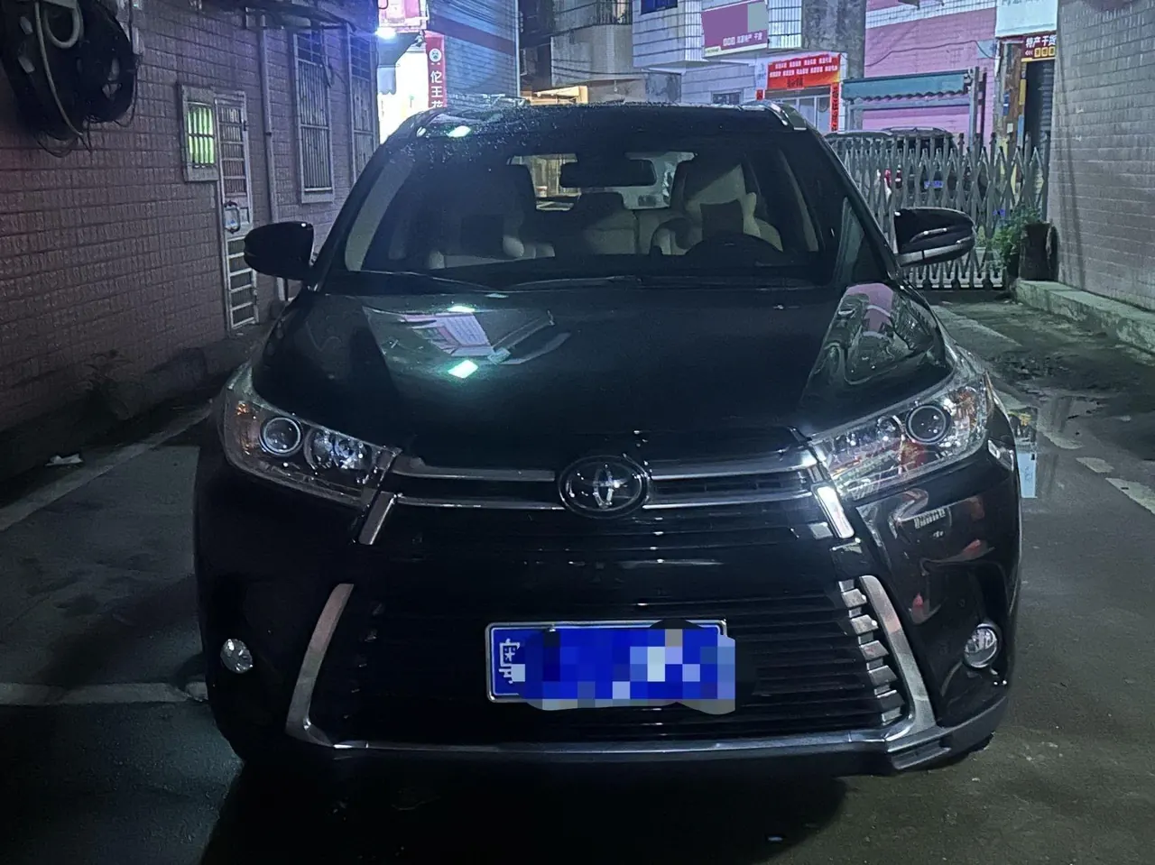 Toyota 2021 Highlander 2.0T 4-wheel drive deluxe 7-seat automatic gear 2