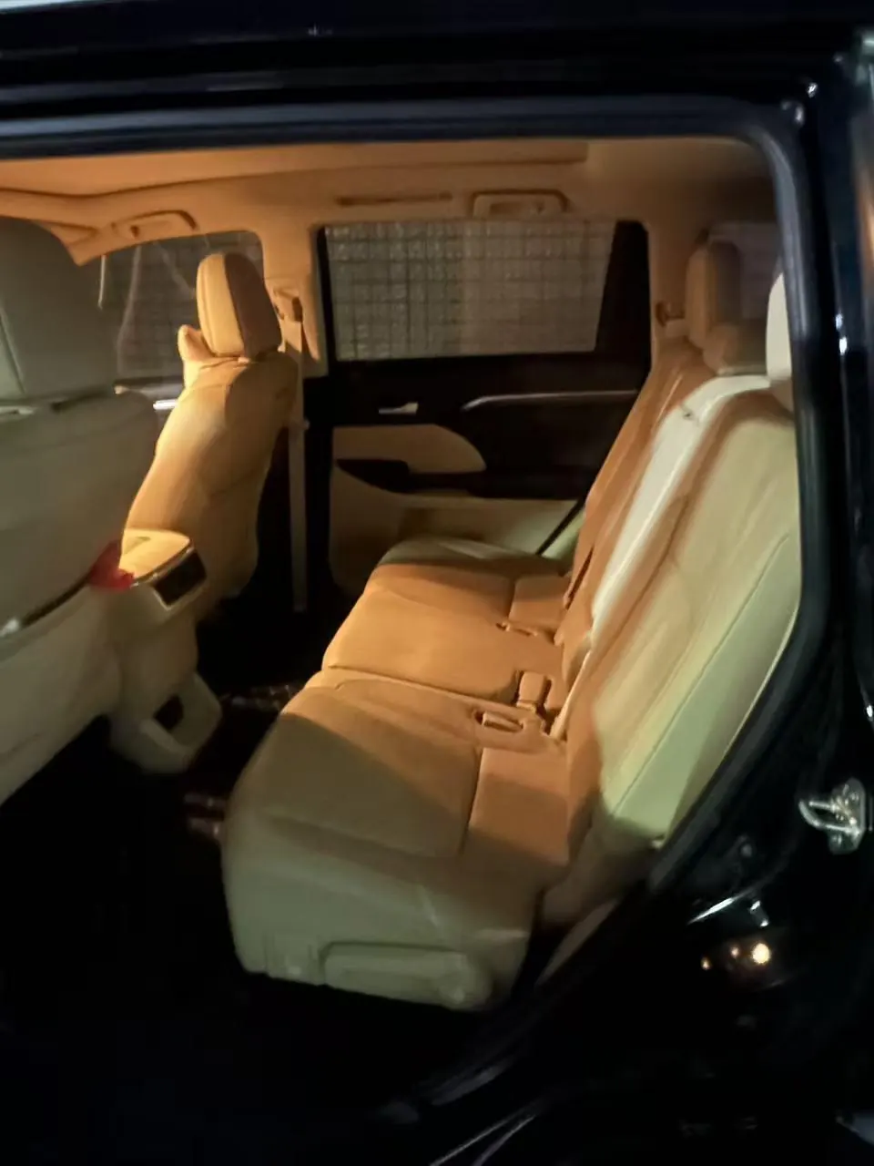 Toyota 2021 Highlander 2.0T 4-wheel drive deluxe 7-seat automatic gear 4