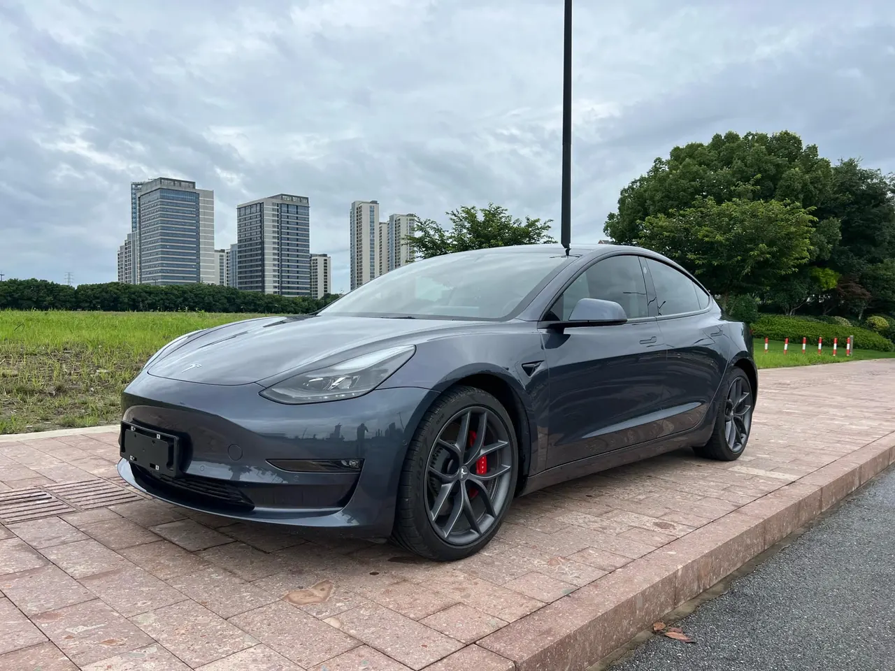 Tesla 2021 Model 3 Performance high-performance all-wheel drive version (facelift) automatic gear - View 1