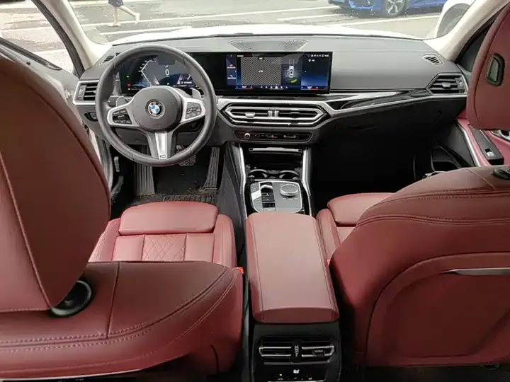 BMW 3 Series 2024 320Li M Sports Suit 10