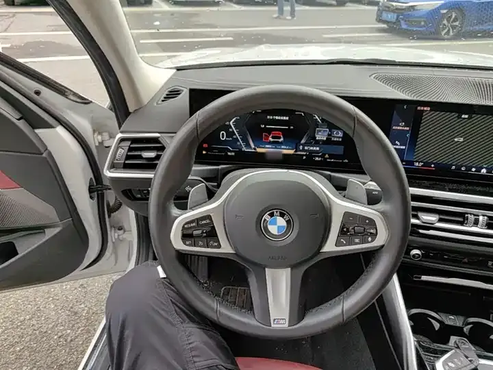 BMW 3 Series 2024 320Li M Sports Suit 11