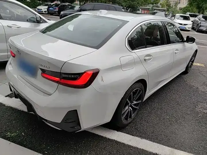BMW 3 Series 2024 320Li M Sports Suit 7