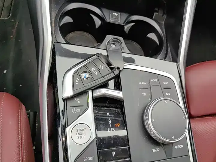 BMW 3 Series 2024 320Li M Sports Suit 9