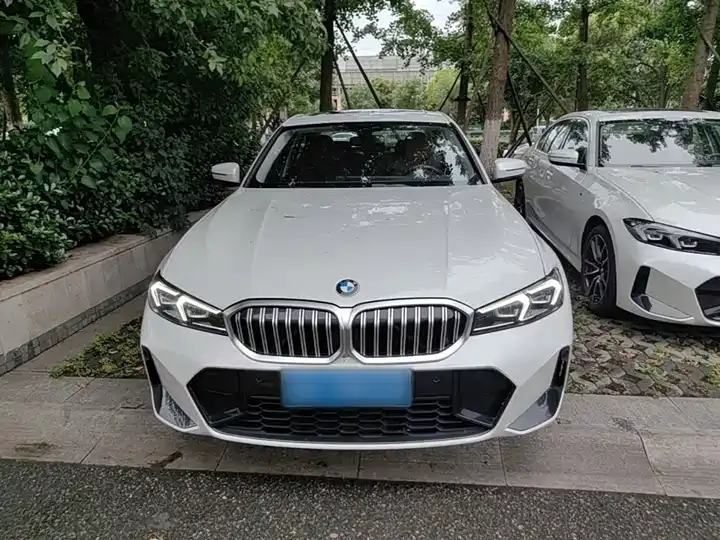 BMW 3 Series 2024 320Li M Sports Suit 3