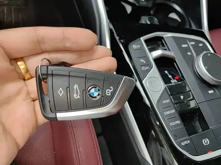 BMW 3 Series 2024 320Li M Sports Suit 9