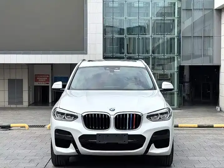 BMW X3 2021 facelift xDrive28i M sports suit 3