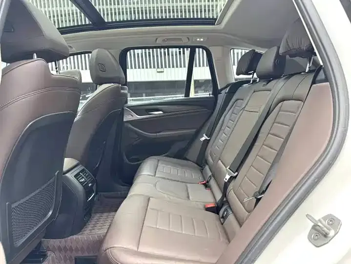 BMW X3 2021 facelift xDrive28i M sports suit 5