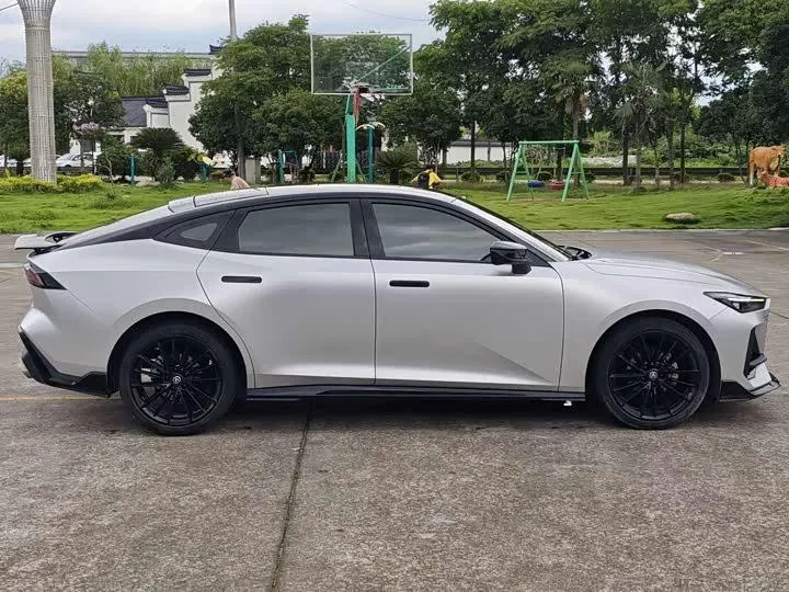 ChangAn UNI-V 2023 1.5T Sports Edition 3