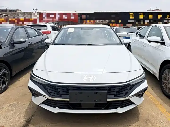 Elantra 2023 1.5L CVT GLX Elite Edition 3