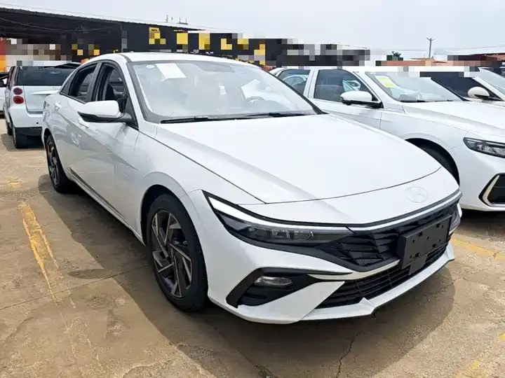 Elantra 2023 1.5L CVT GLX Elite Edition 4