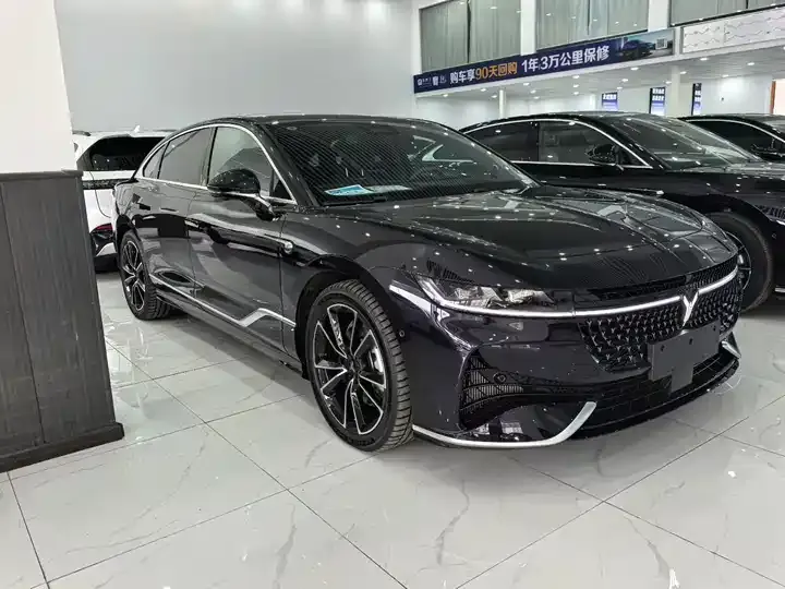 Voyah Chasing Light 2024 PHEV Four-wheel Drive Super Long Endurance Ultimate Edition 3
