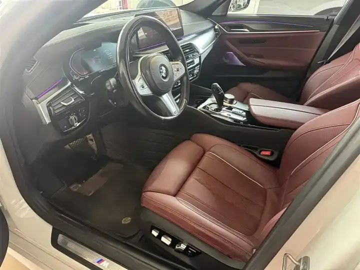 BMW 5 Series 2023 530Li Administrative M Sports Suit 3