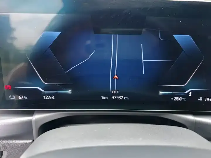 BMW i3 2024 eDrive 35 L 10