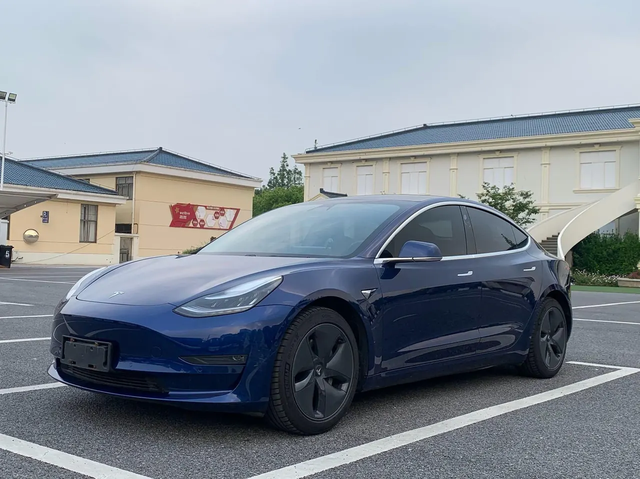 Tesla 2020 Model 3 Long Endurance Rear Wheel Drive Automatic Transmission - View 1