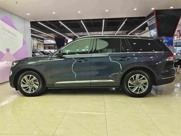 Flying Home 2020 3.0T V6 4-wheel Drive Premium Edition 7