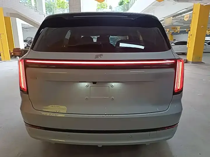 Jetour ShanHai L7 PLUS 2026 121km Comfort Edition 5 6