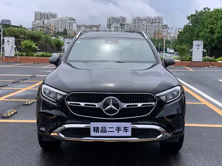 Mercedes Benz GLC 2026 GLC 260 L 4MATIC Classic 3