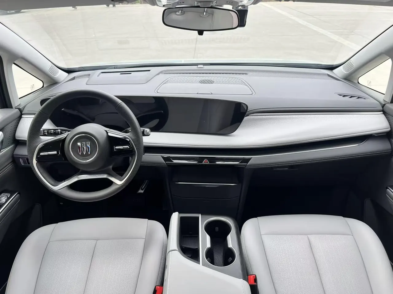 Buick 2025 GL8 ES Lu Zun 48V 2.0T Smart Edition Automatic Gear 5