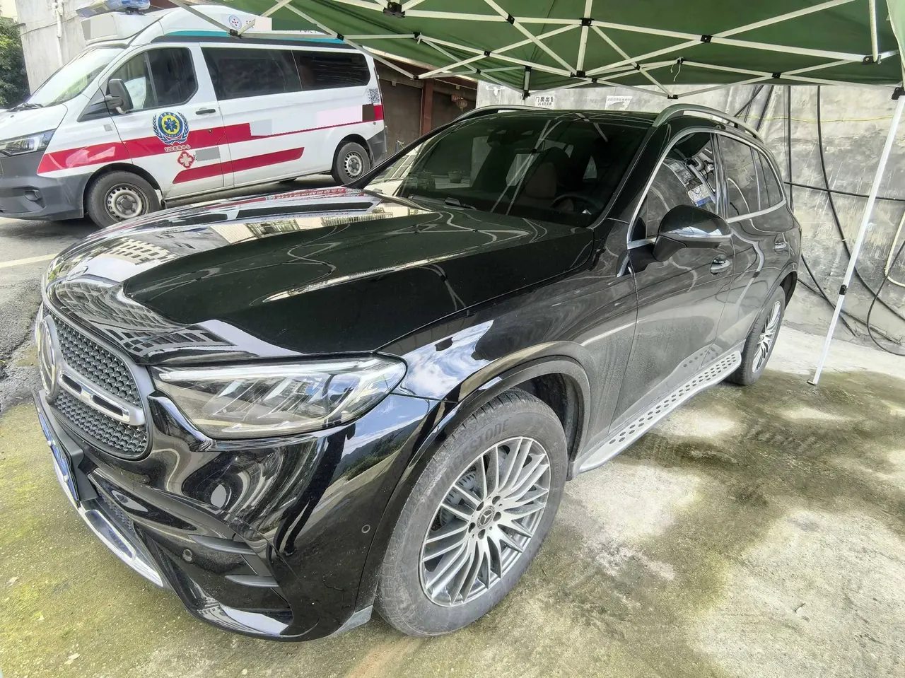 Mercedes Benz 2026 GLC 300 L 4MATIC 48V 2.0T dynamic 5-seat automatic gear - View 1