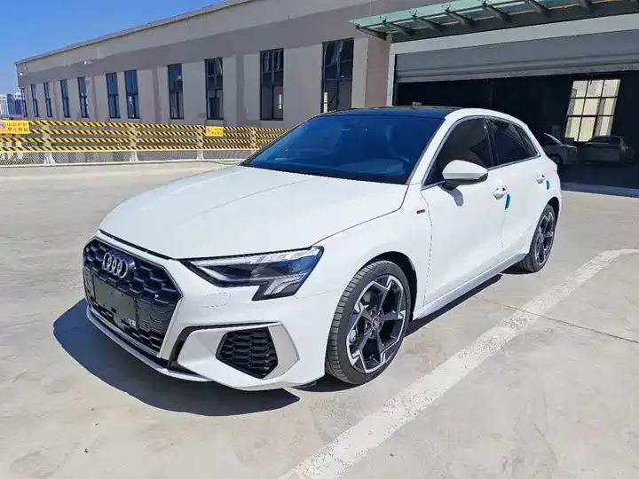 Open image lightbox: Audi A3 2023 Sportback 35 TFSI Luxury Sport
