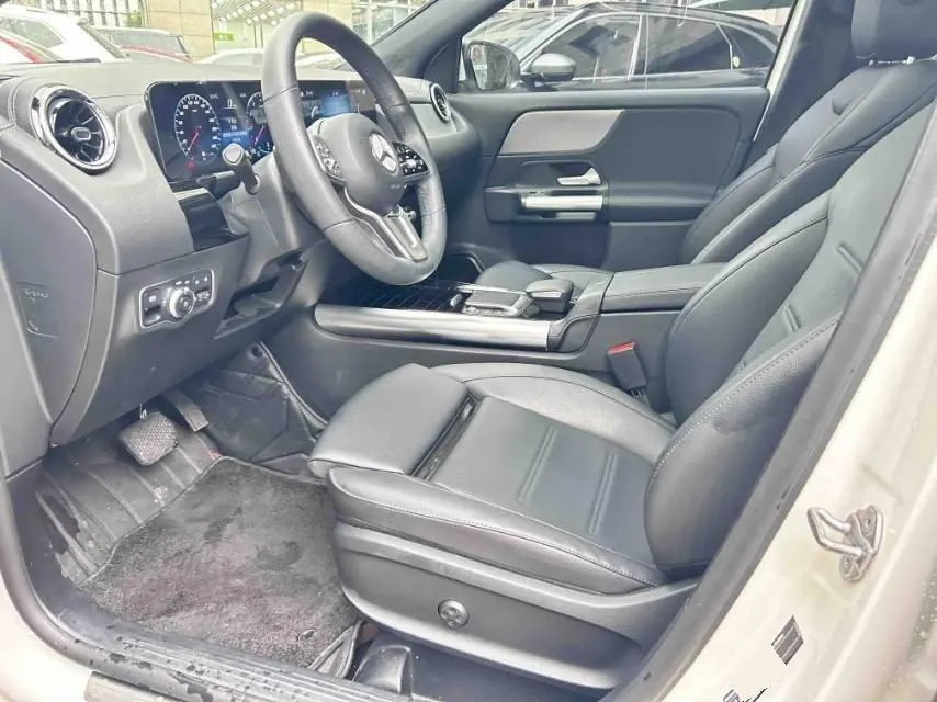 Mercedes Benz 2022 GLA 180 1.3T (modified) automatic gear 5
